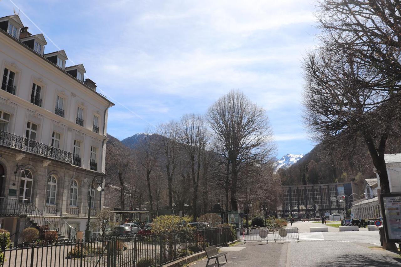 Apartamento Le Palais D'Etigny Bagnères-de-Luchon Exterior foto