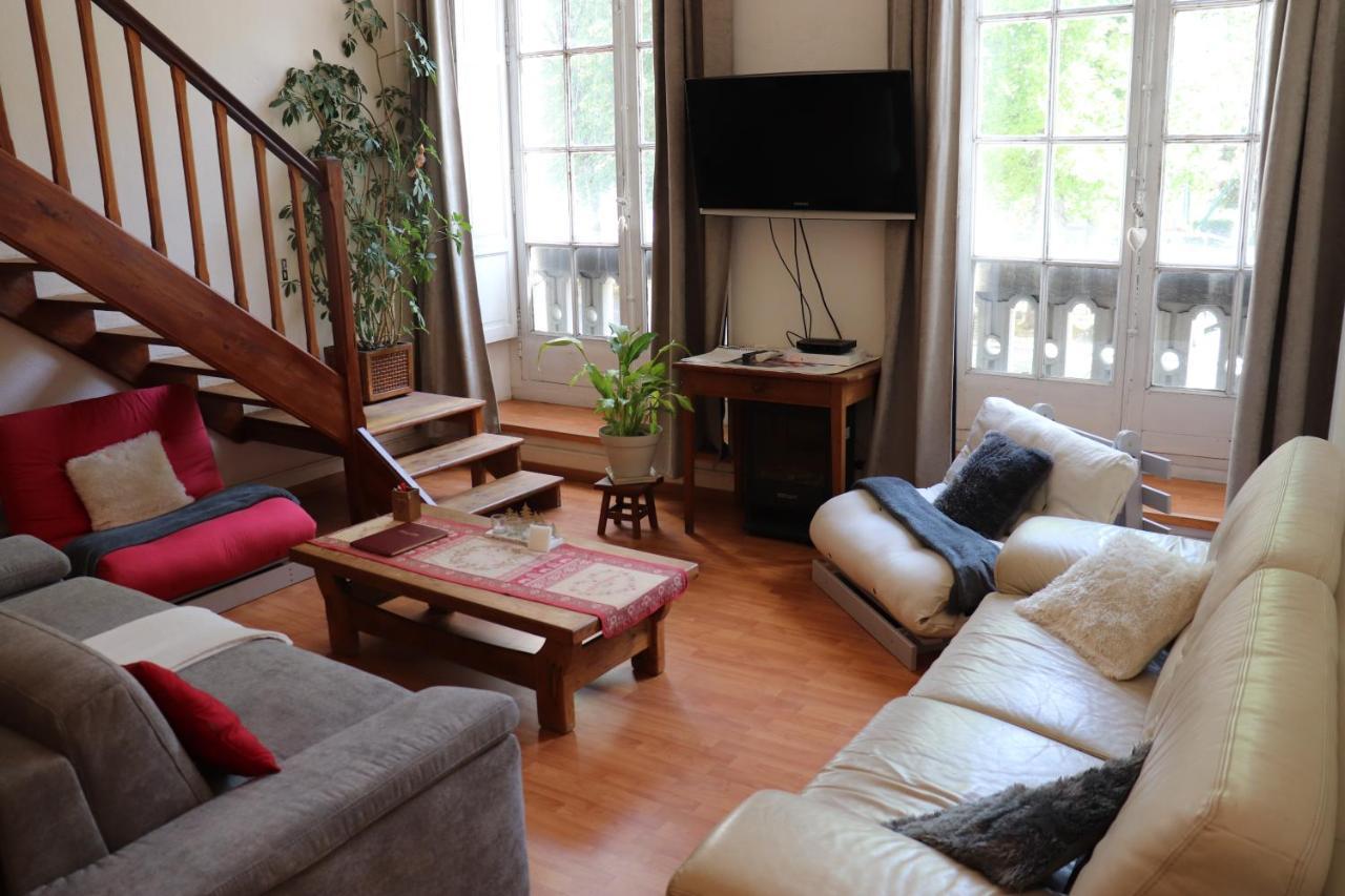 Apartamento Le Palais D'Etigny Bagnères-de-Luchon Exterior foto